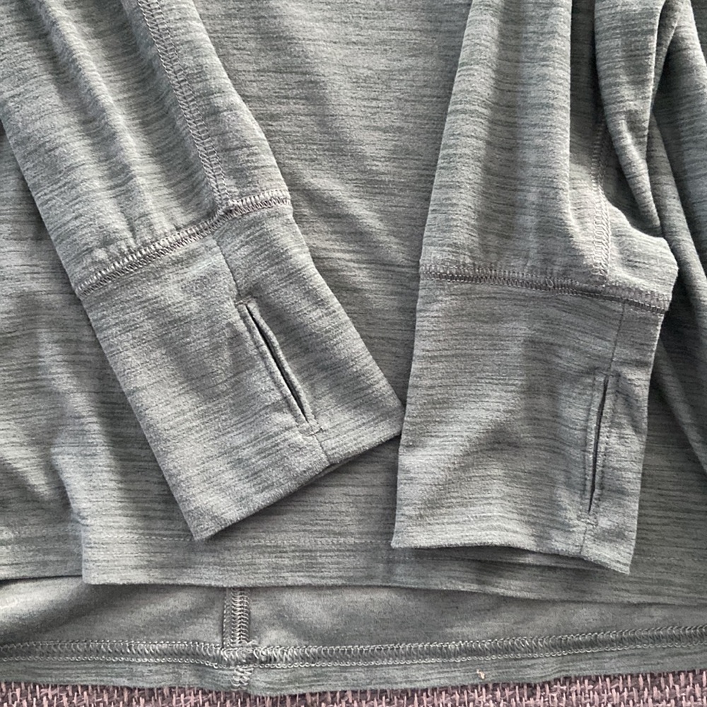 Nursing sweater - Picture 2 of 4